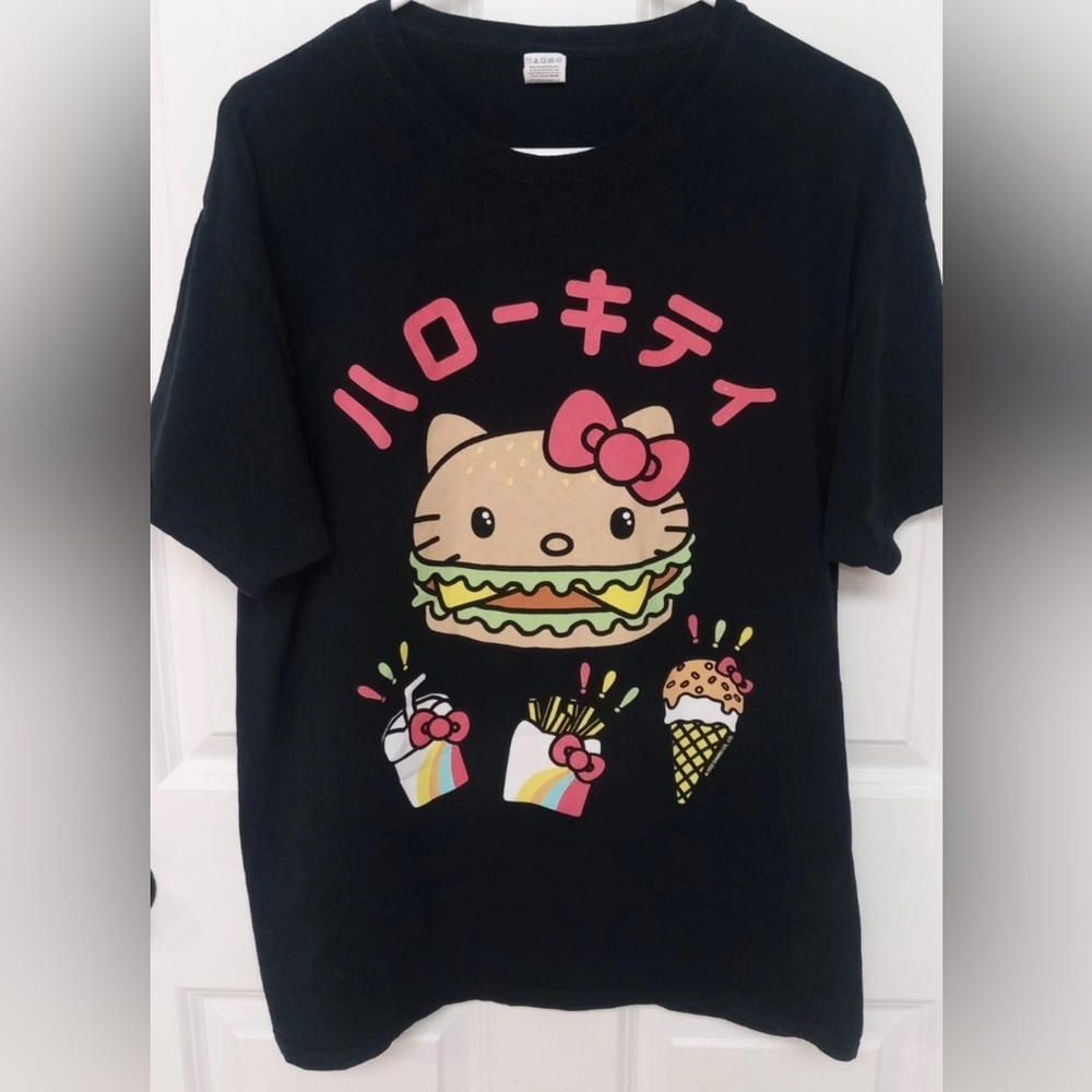 HELLO KITTY BURGER SHOP 2022 Sanrio Official Black Graphic Cotton T-shirt large